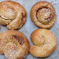 Cooksnap από Natasa Anathema στη συνταγή Ταχινόπιτες νηστίσιμες (Ταχίνι με κακάο στο γέμισμα)《~Super~》🎈