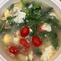 Cooksnap Siti Nur Masitah semasa beliau membuat Sup Bayam Telur (Eat Clean).