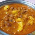 mahima Awasthi का कुकस्नैप जब उन्होंने आलू-चना घुघनी सब्जी(aloo chana ghughni recipe in hindi) बनाया था।