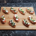 El cooksnap de Rubén cuando hizo Tostas de tomates, queso feta y albahaca.