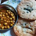 Rajvi Bhalodi's cooksnap of when they made પંજાબી છોલે કુલચા (Punjabi chhole kulcha recipe in Gujarati).