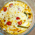 Abhilasha Singh का कुकस्नैप जब उन्होंने टोमेटो चिल्ली रायता (Tomato chilii raita recipe in hindi) बनाया था।