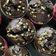 Cooksnap Tris semasa beliau membuat Muffin Coklat.