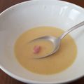 csillámpóni Cooksnap-ja, amikor elkészítette a(z) Füstölt sonkás, fejtett bab krémleves receptet.