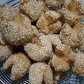 Cooksnap dari asnah sathree untuk resep (Salin dari) 🌰Onde-Onde Ketawa Simple Renyah Empuk🌰