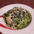 El cooksnap de Monica Cifuentes cuando hizo Pasta casera de espinaca con salsa de piquillos.