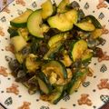 Lanni Hsu 的 櫛瓜炒皮蛋 cooksnap