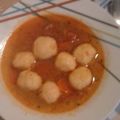 Zsuzsanna Gál Cooksnap-ja, amikor elkészítette a(z) Krumpligombóc leves receptet.