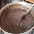 Cooksnap de Geovanna Moura quando cozinhou Recheio de chocolate pra bolo 😋.
