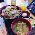 El cooksnap de 🇺🇾 𝓚𝔂𝓸 🇯🇵　🎉JPN-UY 100°ANIVERSARIO 🇺🇾🇯🇵EN 2021🎉 cuando hizo Sopa de miso con carne de cerdo Japonés BUTAZIRU o TONZIRU🇺🇾🇯🇵豚汁（ぶたじる・とんじる）.