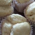 Cooksnap dari Maria Yunira untuk resep Bolu kukus tepung beras no mixer no telur