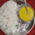 Kanishka ahuja का कुकस्नैप जब उन्होंने कढ़ी चावल (Kadhi chawal recipe in hindi) बनाया था।