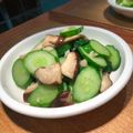 Becky Chen 的 小黃瓜炒鮮香菇 cooksnap