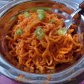 प्रज्ञान परमिता सिंह का कुकस्नैप जब उन्होंने कोरियन स्पाइसी मैगी (korean spicy maggi recipe in Hindi) बनाया था।