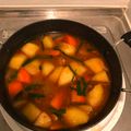 Cooksnap của Ryouko Hasegawa khi họ làm theo món Cà ri Nhật với táo, thịt bò