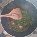 สุรเทพ พิพัฒนสุข's cooksnap of when they made ผัดผักบุ้งไฟแดง.