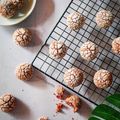 Cooksnap dari shofisquenta untuk resep Red Velvet Crinkle Cookies