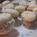 El cooksnap de thamivesca cuando hizo Alfajores de Maizena rapidísimos.