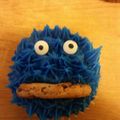 tawana.hogan's cooksnap of when they made Cookie Monster Cupcakes.