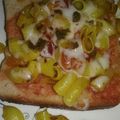 Jyoti Bansal's cooksnap of when they made Bread pizza.