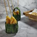 Cooksnap dari dapur Airin untuk resep Macaron Metode French Meringue With Takir Anyaman Pandan