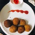 Haniyah’s kitchen's cooksnap of when they made #cookpad challenge Crispy yam balls.