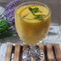 Cooksnap Aza Aaj semasa beliau membuat Manggo juice.