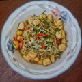Cooksnap dari Erika Damayanti "Cemilan Kakak Mika" untuk resep Tumis Toge Tahu Cah Kucai