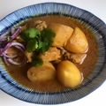 Sadaf Jabeen 's cooksnap of when they made Chicken curry with potato and peas(chicken Aalu Matar) #mycookbook.