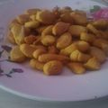Cooksnap dari Julie Khairunisa untuk resep Kue biji ketapang renyah