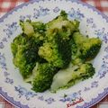 Cooksnap από 𝒳𝓇𝓊𝓈𝑜𝓊𝓁𝒶 𝒦𝑜𝓃𝓉𝑜𝓅𝑜𝓊𝓁𝑜𝓊 στη συνταγή Σαλάτα μπρόκολο