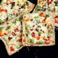 Sayyed Tarannum का कुकस्नैप जब उन्होंने ब्रेड चीज क्रीमी पिज्जा (bread cheese creamy pizza recipe in hindi) बनाया था।