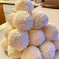 Joko Lilu Cooksnap-ja, amikor elkészítette a(z) Keto raffaello golyó (Ketogén) receptet.