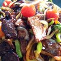 Cooksnap Rose Nani Nizah Nayan semasa beliau membuat Daging black paper.