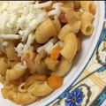 صورة من mj، شاركها بعد تجربة وصفة مكرونة بصلصة البيتزا والجبنة المودزريلا وقطع جبن رومي 🍅🍝
