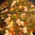 Cooksnap-ul lui Oboroceanu Gabriela atunci când a preparat Piept de pui cu păstăi, sos de roșii și smântână.