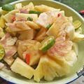 Cooksnap Anur Musa semasa beliau membuat Jeruk Nenas Asam Boi.