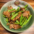 Michelle 的 蒜香椒鹽四季豆炒二層肉 cooksnap
