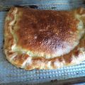 El cooksnap de analiabasigaluz cuando hizo Calzone relleno con jamón, queso y aceitunas.