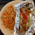El cooksnap de Oli Sandoval cuando hizo Filete de pescado a la Mexicana empapelado.