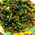 Cooksnap dari nisakputri untuk resep Kangkung tumis tomat + tips kangkung tampil segar