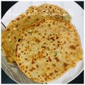 chaitali ghatak का कुकस्नैप जब उन्होंने आलू के पराठे (Aloo ke parathe recipe in Hindi) बनाया था।