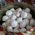 Vera McFarland's cooksnap of when they made Snowball Cookies.