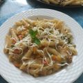 Rupa Tiwari का कुकस्नैप जब उन्होंने व्हाइट सॉस मैकरॉनी (white sauce macaroni recipe in Hindi) बनाया था।