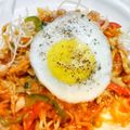 Sumita Roychowdhury's cooksnap of when they made চাওমিন উইথ এগ পোচ.