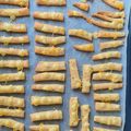 Flórián Fazekas Cooksnap-ja, amikor elkészítette a(z) Sajtos rúd, tojás nélkül receptet.