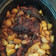 Cooksnap από Zoi_ Zoitsa στη συνταγή Αγριογούρουνο στην γάστρα με πατάτες baby’s και κρεμμυδάκια γλυκά