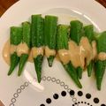 Maggie Hsieh 的 秋葵佐胡麻醬 cooksnap