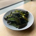 Takoyakinori's cooksnap of when they made Korean style Curly kale chips with sesame oil and seaweed 🇰🇷.
