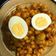 El cooksnap de Dcatpa cuando hizo Garbanzos con curry y salchichas frankfurt.